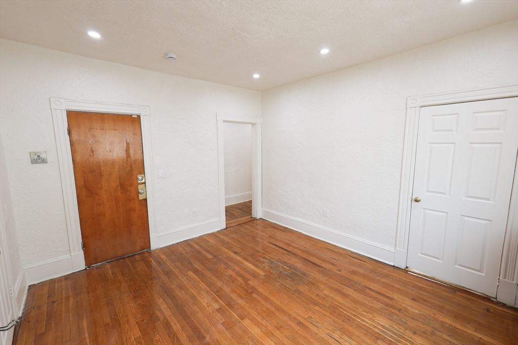 114 Amory St, Roxbury