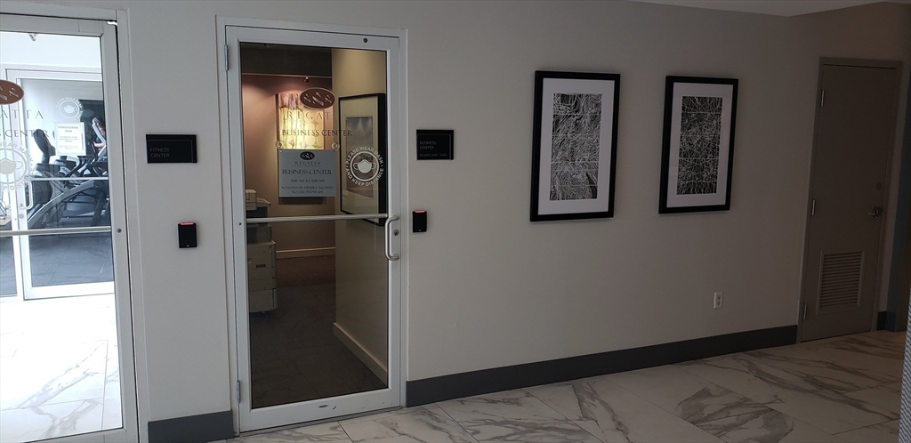 8 Museum Way, East Cambridge