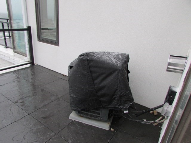 54 Oceanside Dr, Hull