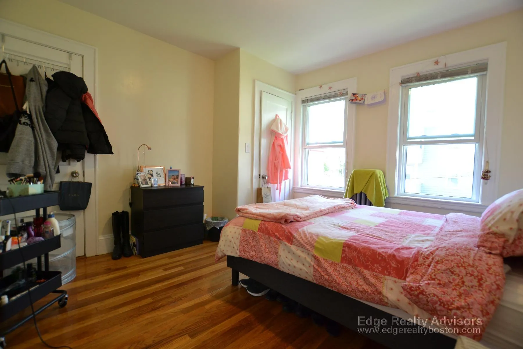 6 Cenacle Rd, Brighton