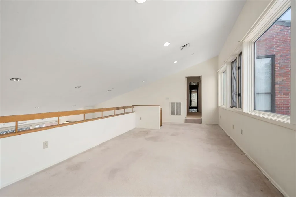 241 Perkins St, Jamaica Plain