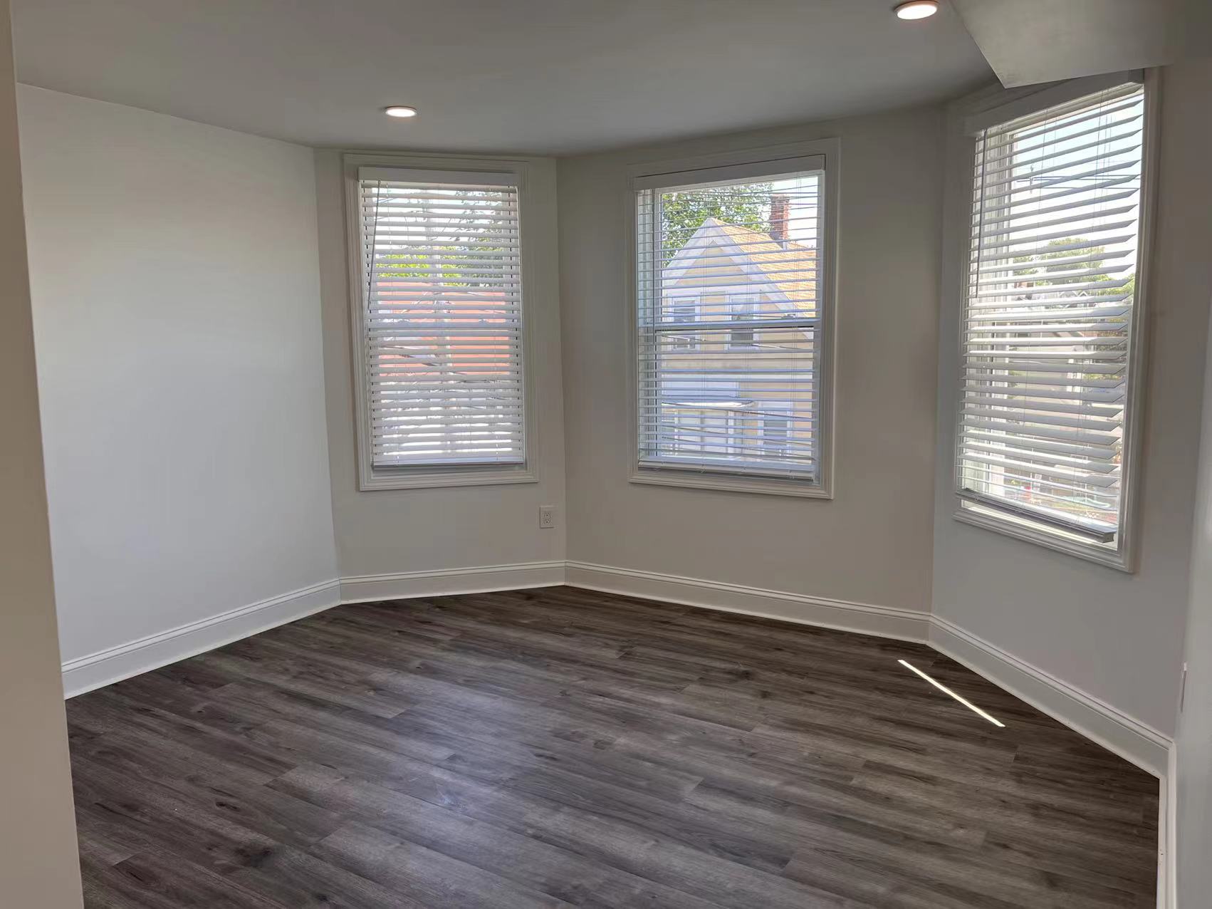 336 Lowell St, Magoun Square