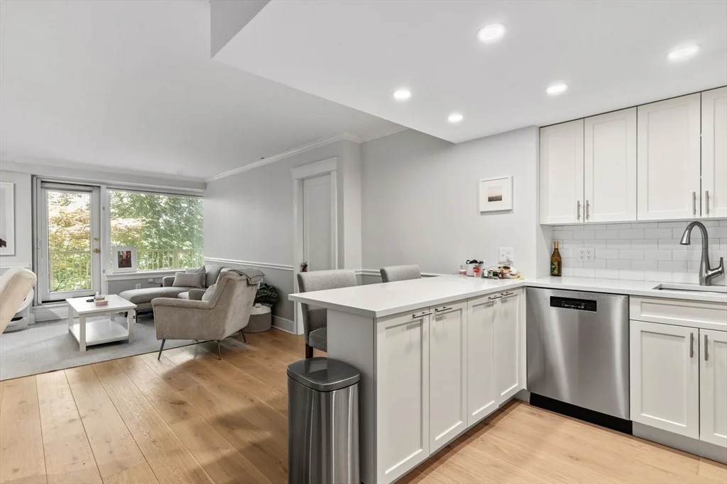 145 Pinckney St, Beacon Hill
