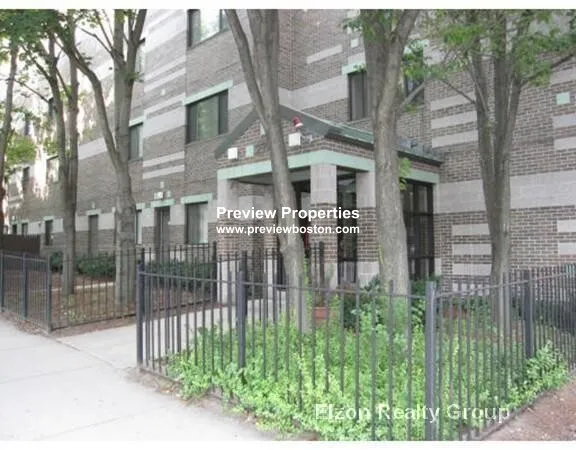 276 Chestnut Hill Ave, Brighton