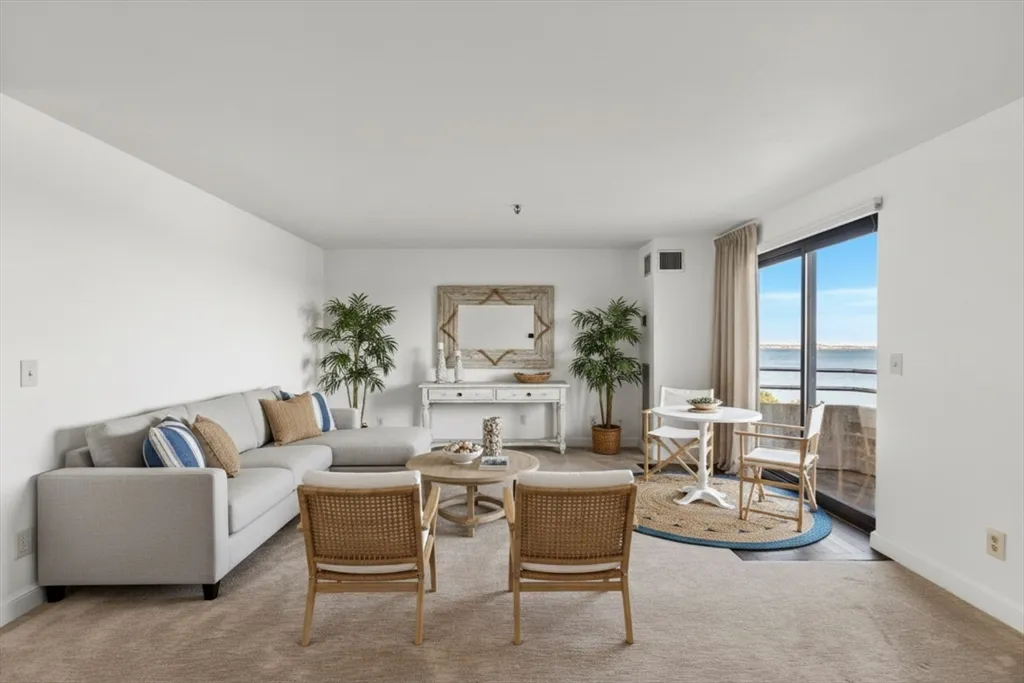 376 Ocean Ave, Revere Beach