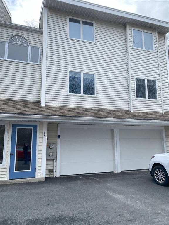 700 East St, Walpole