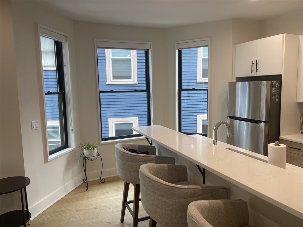 69 Bailey St, Dorchester