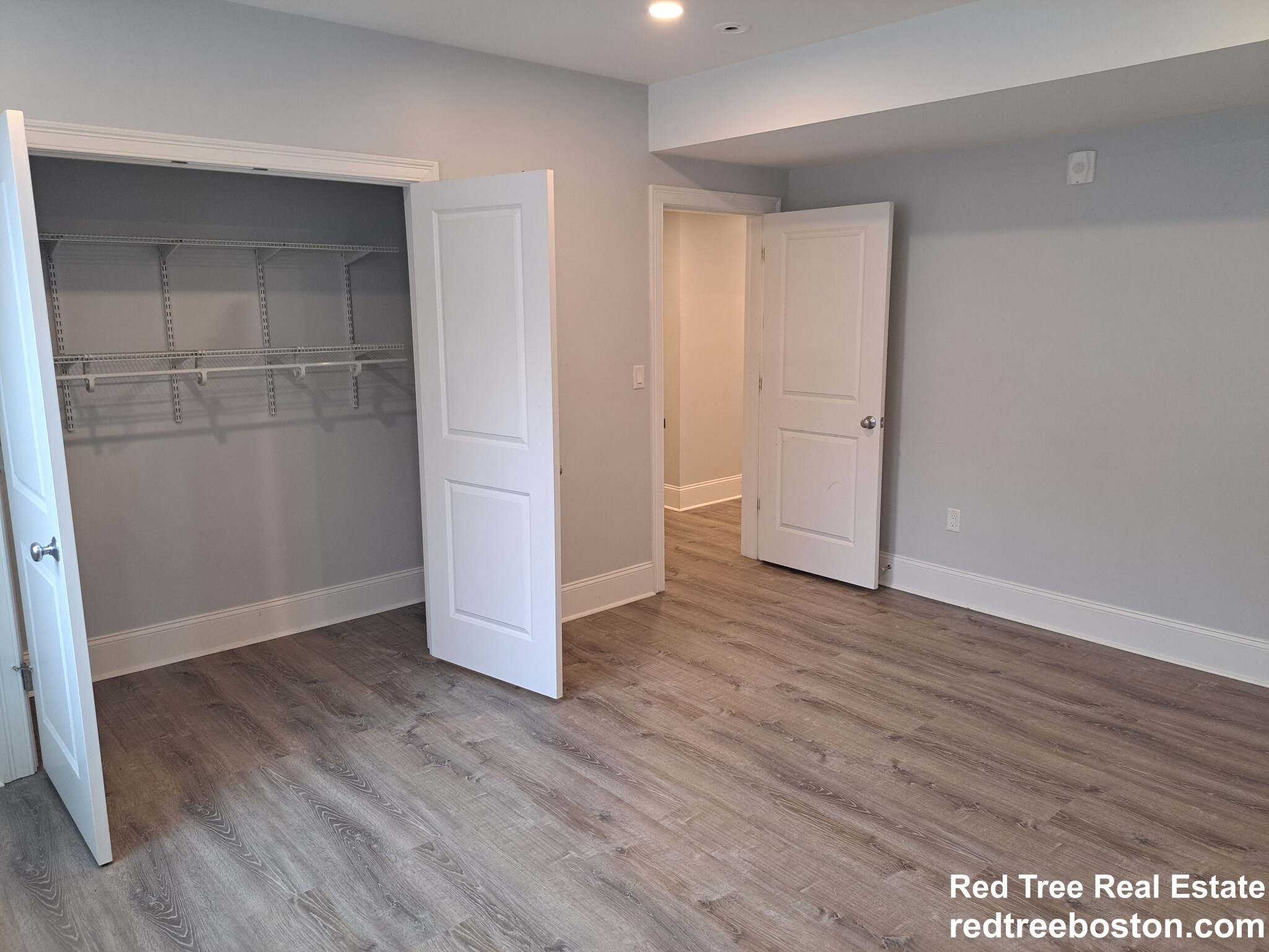 120 Kenrick St, Oak Square