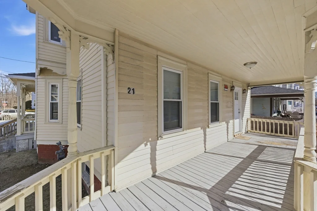 21 John St, Attleboro