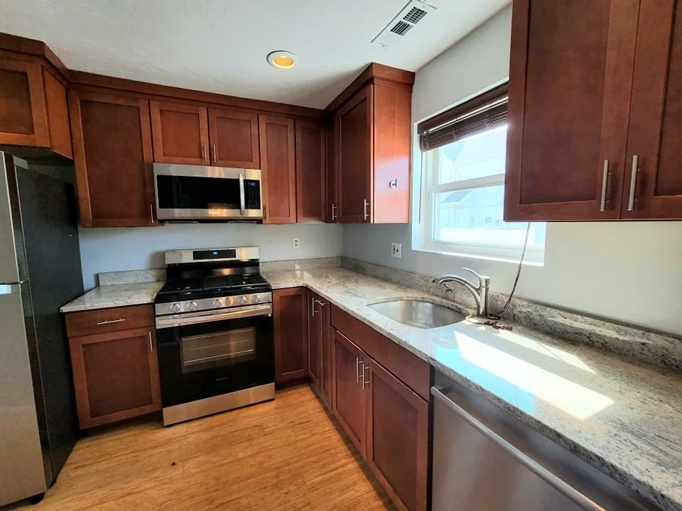 391 Hyde Park Ave, Jamaica Plain