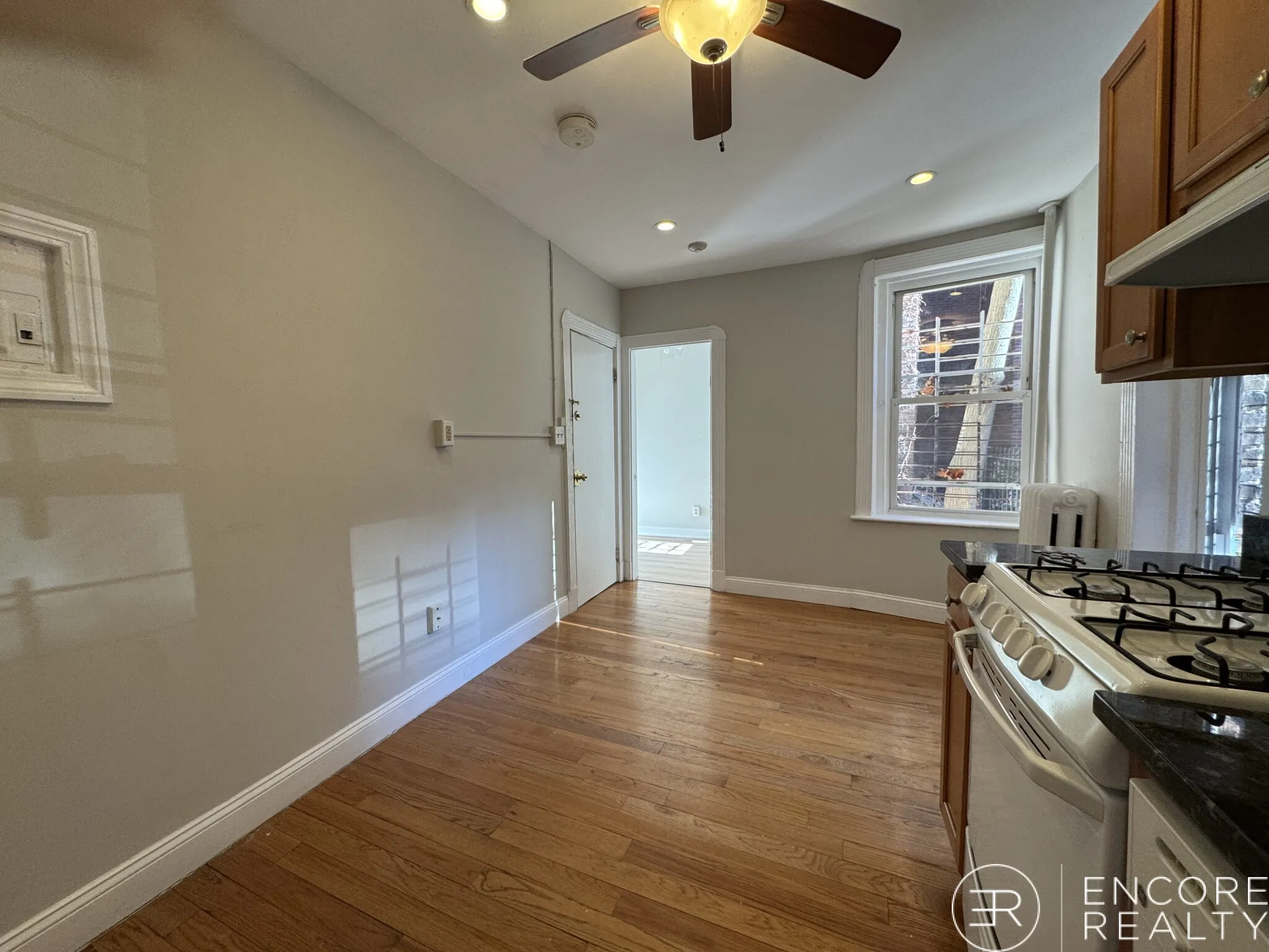 70 Joy St, Beacon Hill