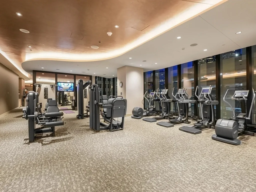 1 Franklin St, Midtown