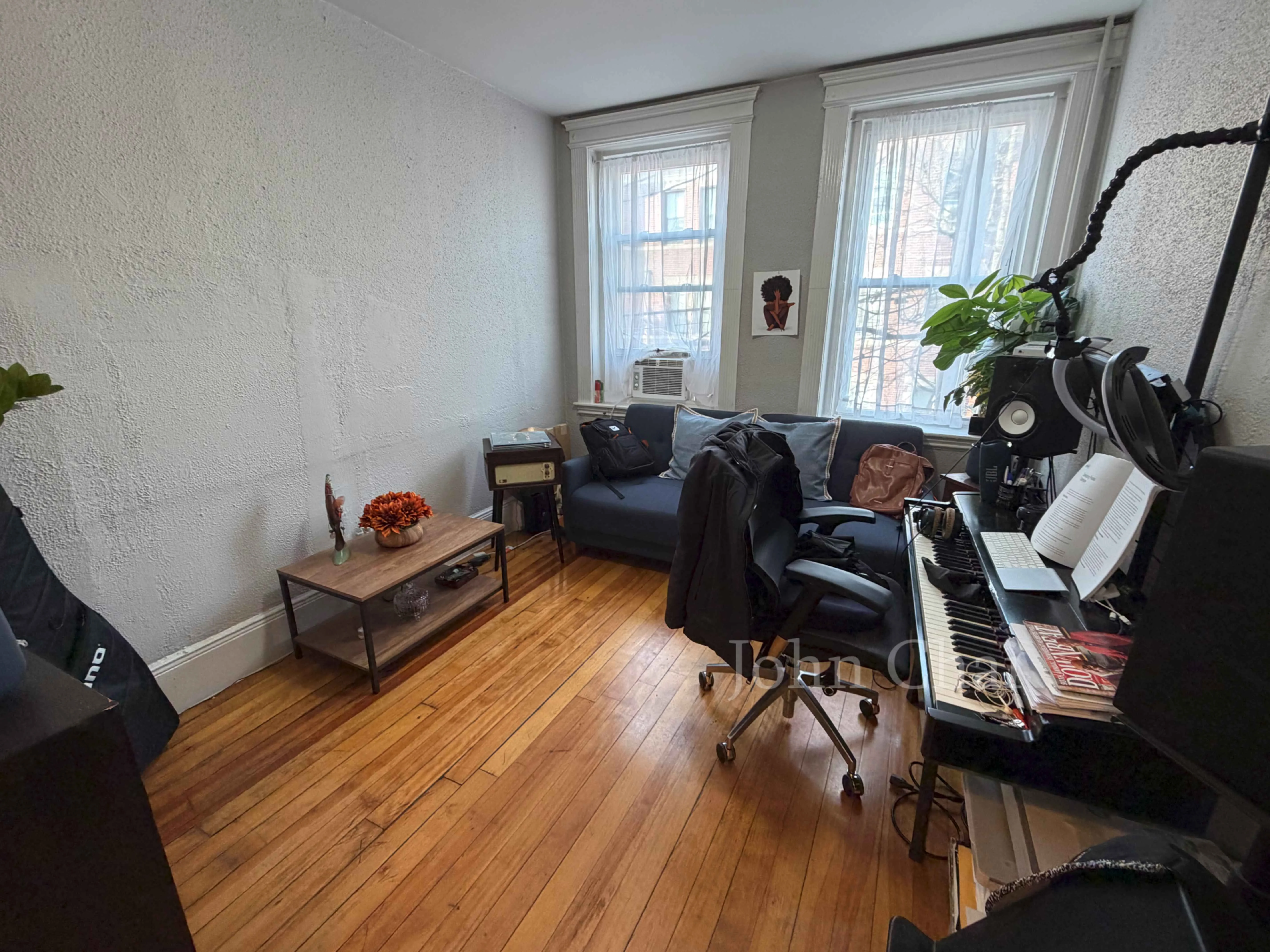 81 Empire St, Allston