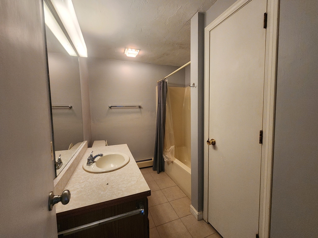 199 Perry, Worcester