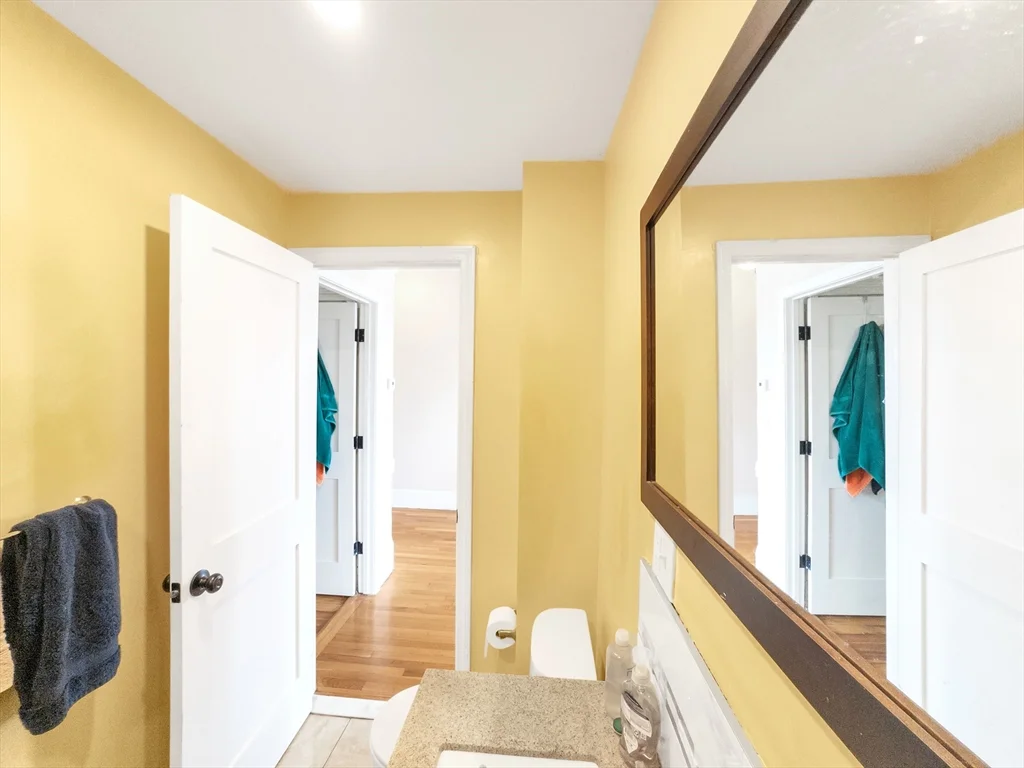 32 Fisher Ave, Mission Hill
