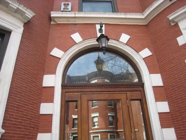 104 Gainsborough St, Fenway