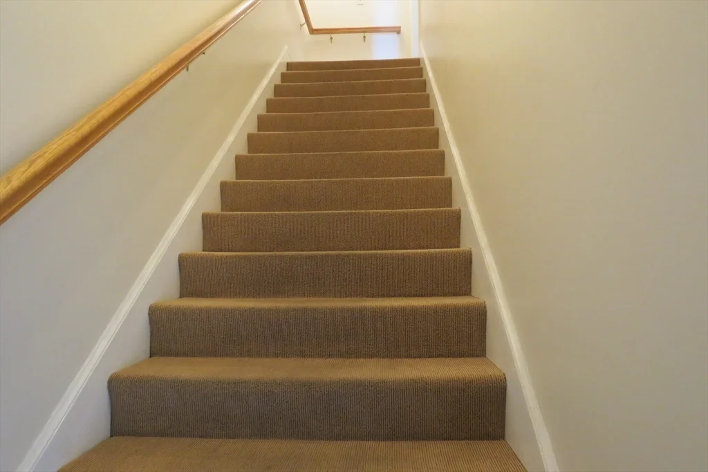 11 Railroad Ave, Salisbury