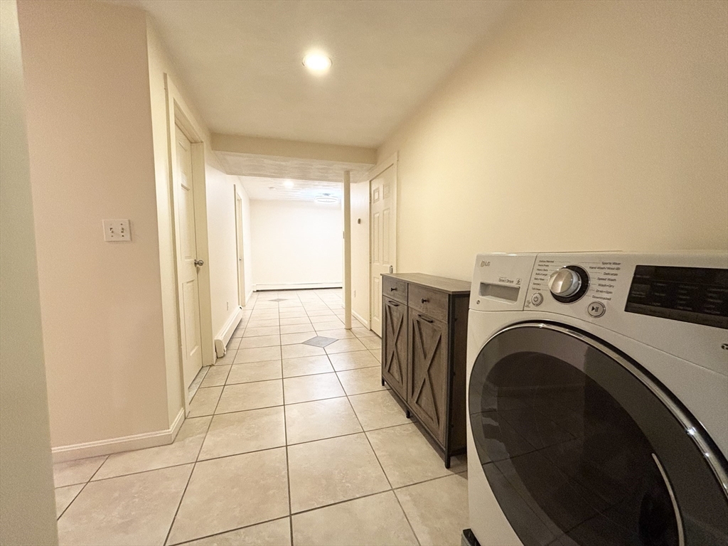 1436 Columbia Rd, South Boston