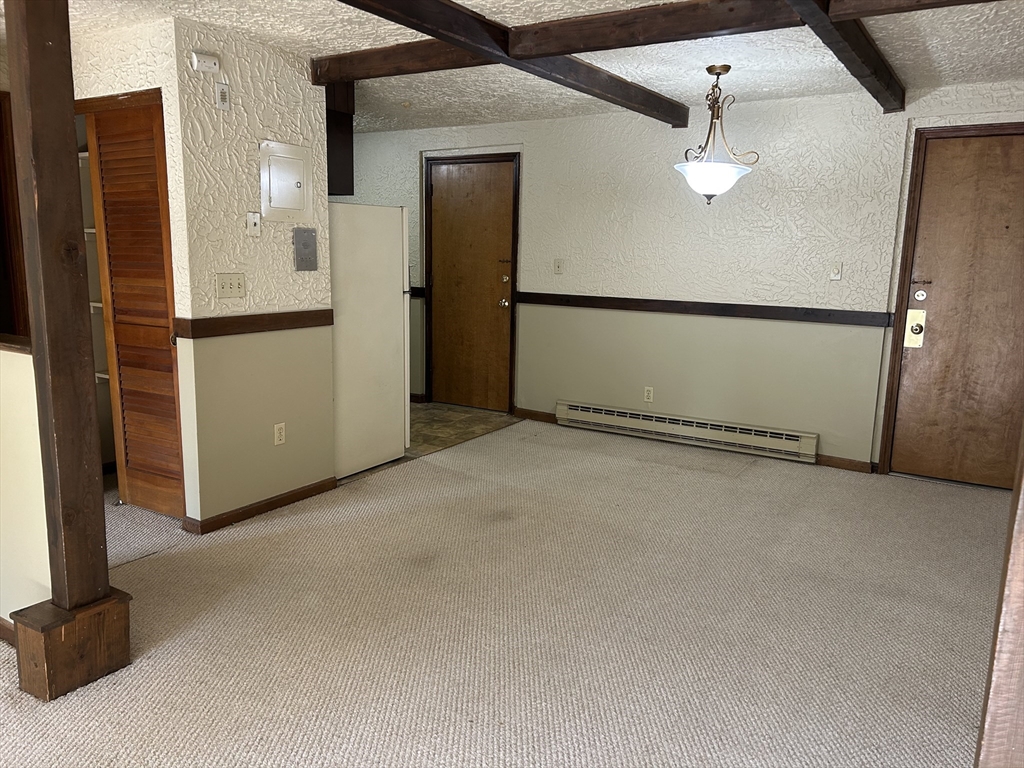 75 Winthrop St, Everett