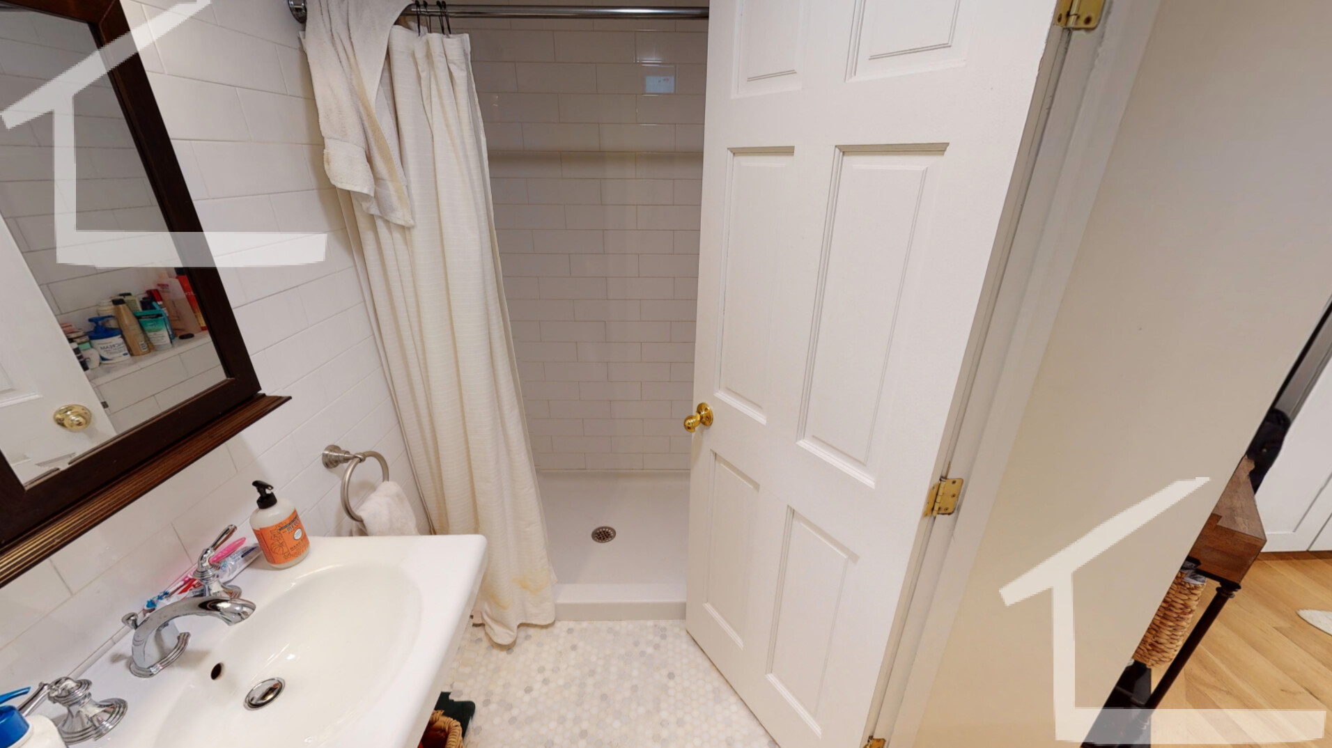 1 Gloucester St, Back Bay