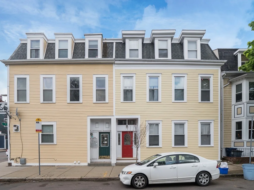 546 East 8th St, South Boston