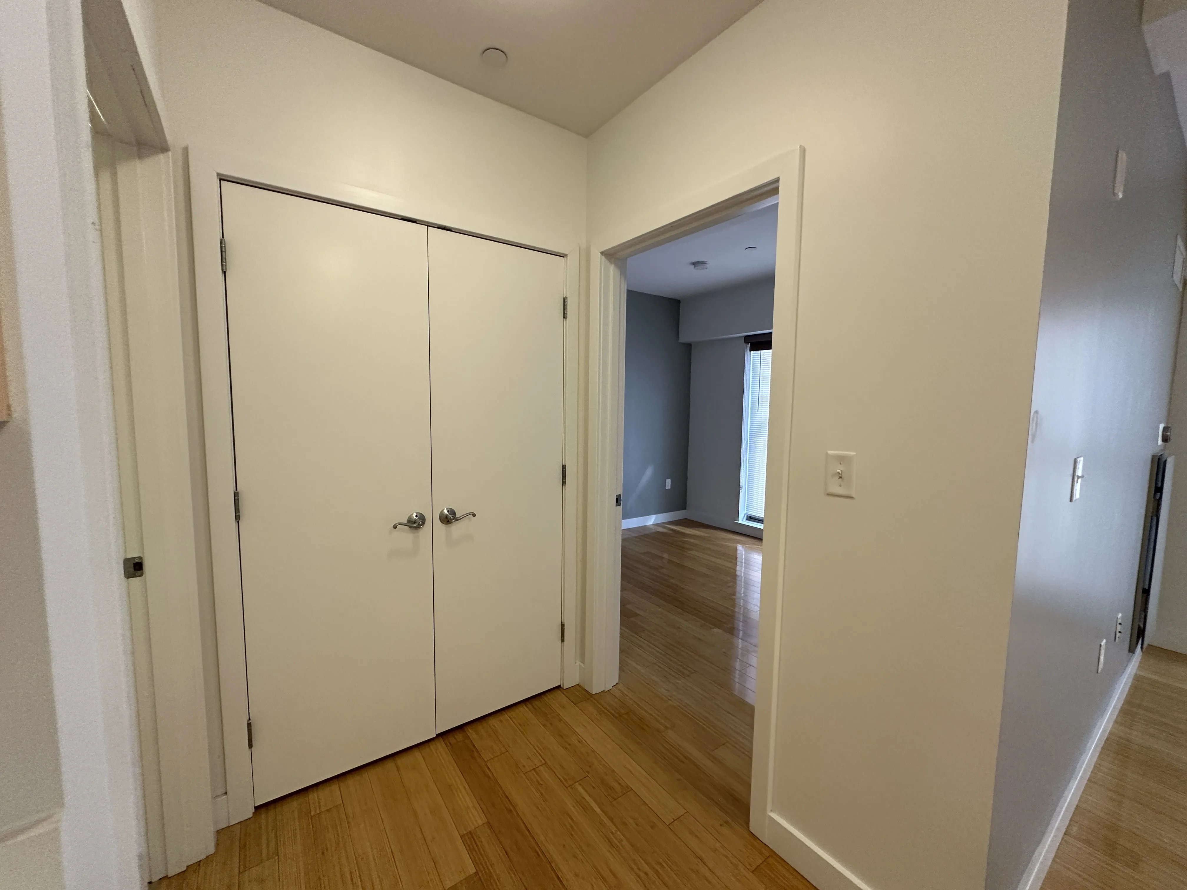 1085 Boylston St, Fenway