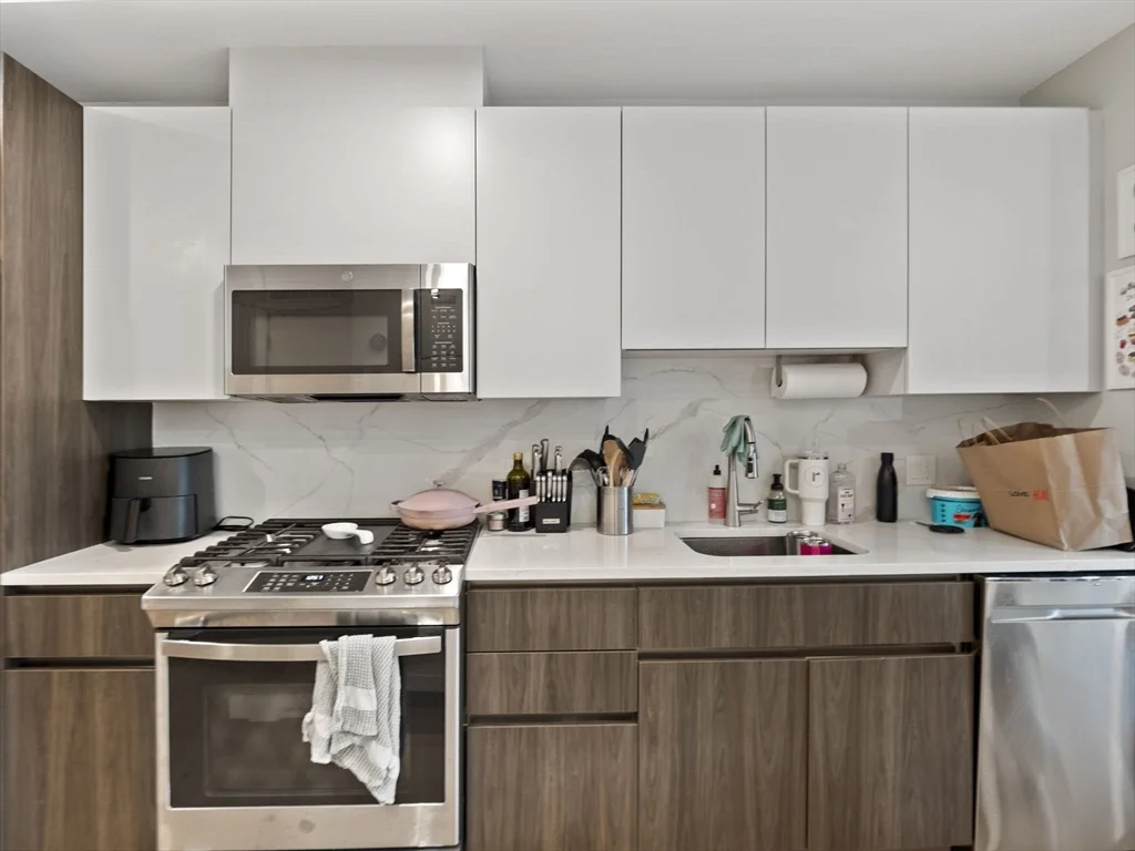 9 Central St, Spring Hill