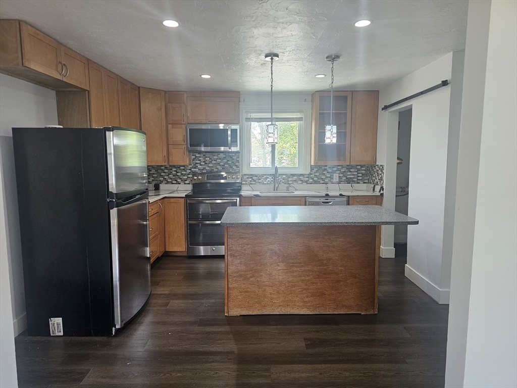 304 Wood Ave, Hyde Park