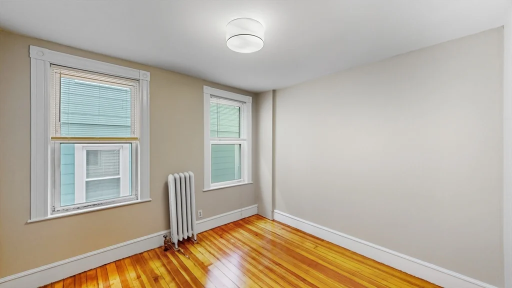 37-39 Belknap St, West Somerville