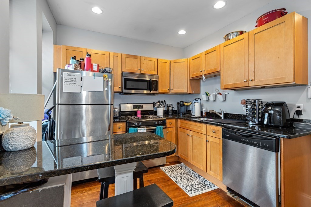 16 Sewall St, Mission Hill