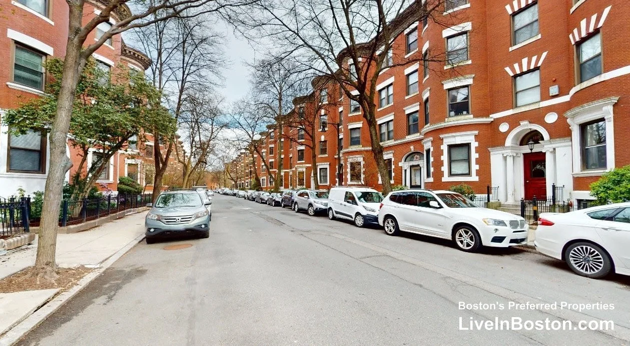 111 Gainsborough St, Fenway