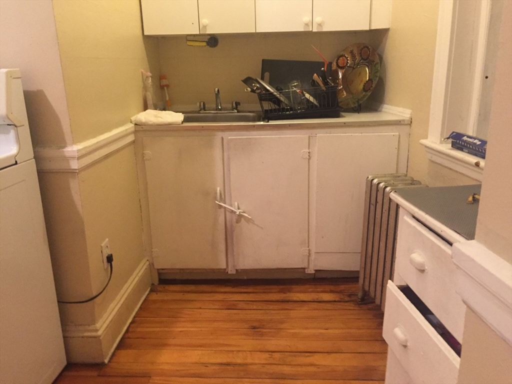 4 Hancock St, Malden