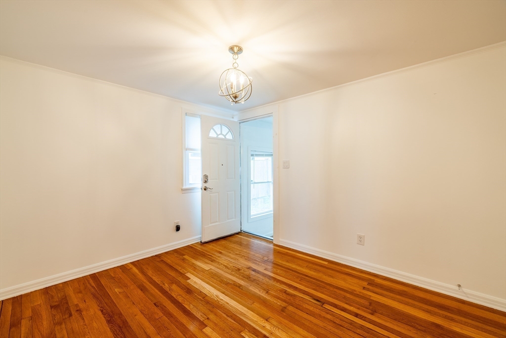 65 Sassamon Ave, Milton