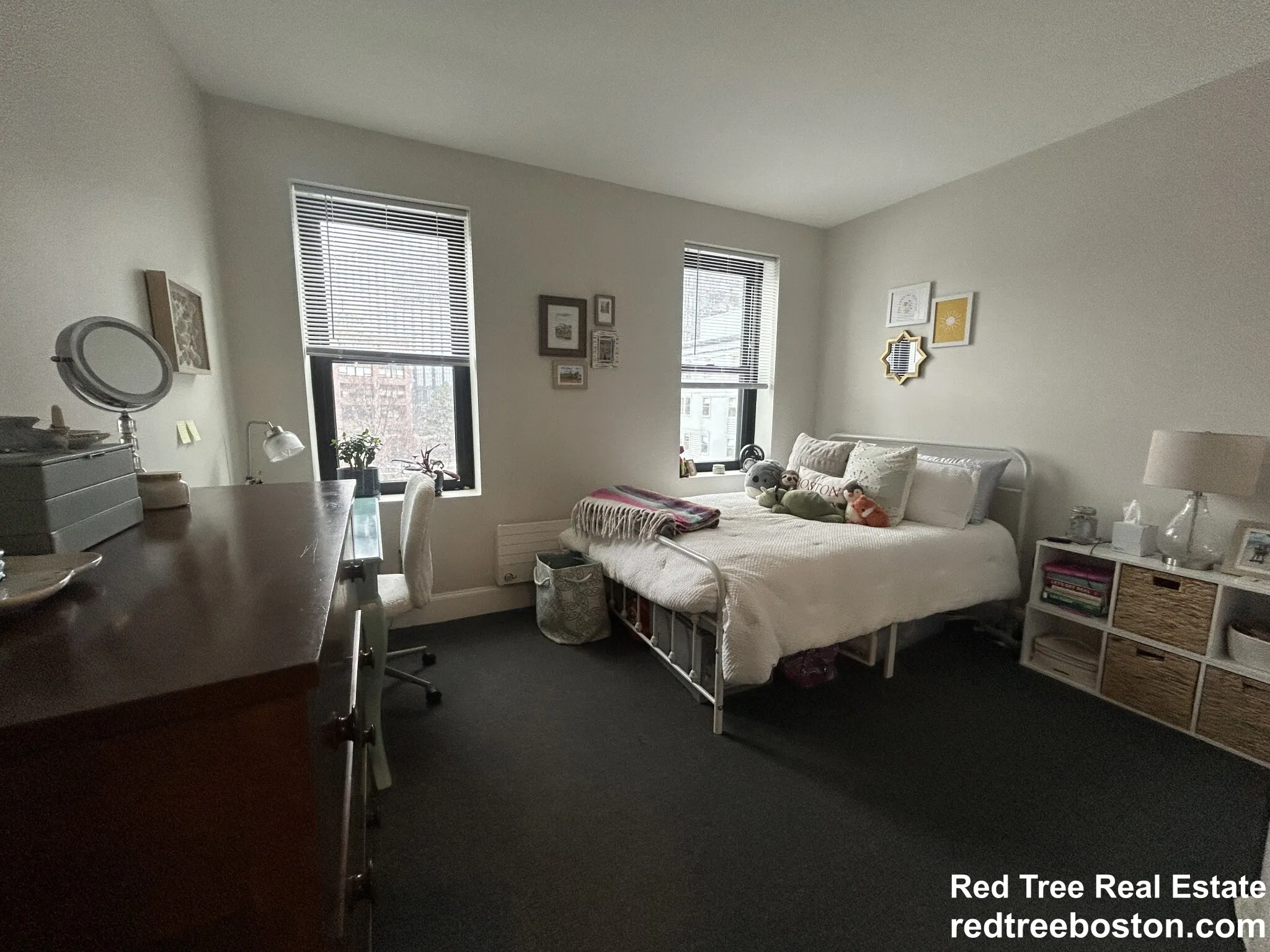 829 Beacon St, Fenway