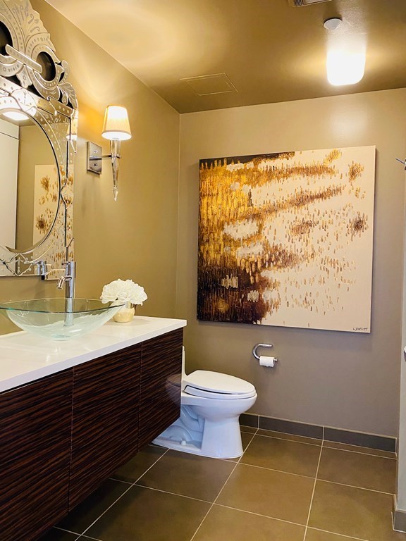 1166 Washington St, South End