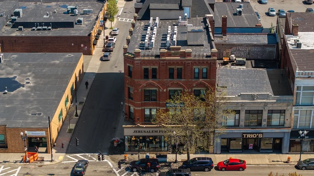 64 Market, Lynn