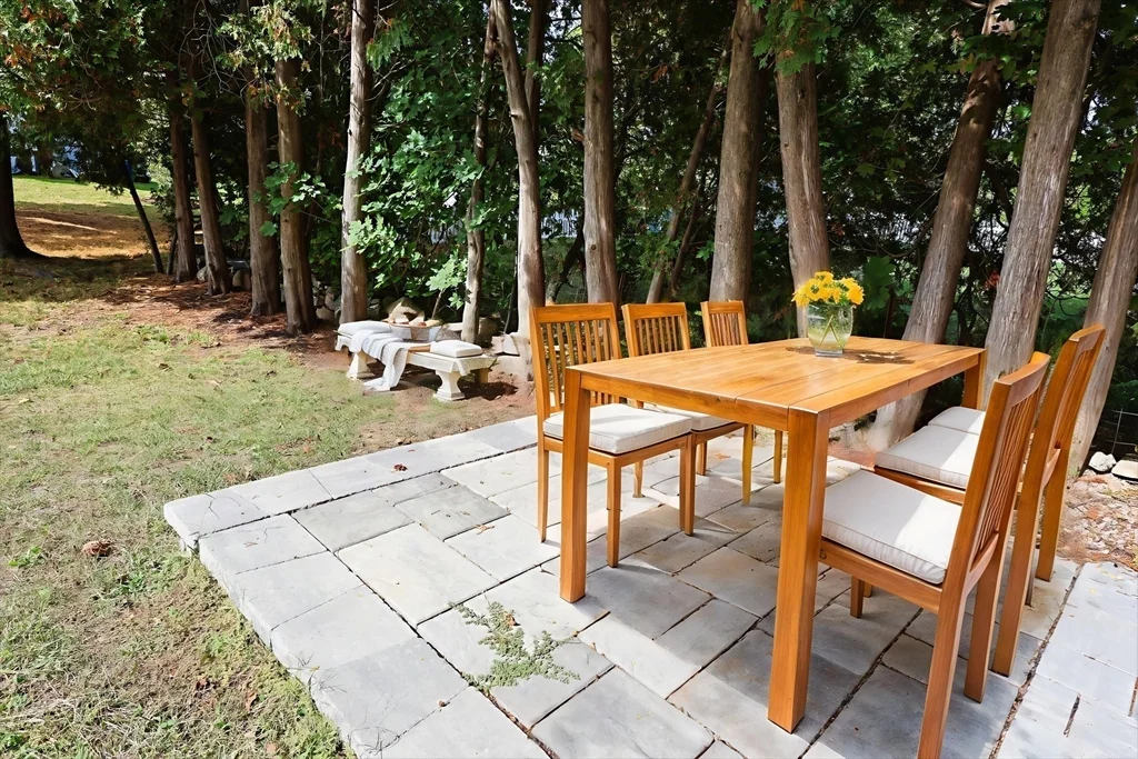 50 Front St, Braintree