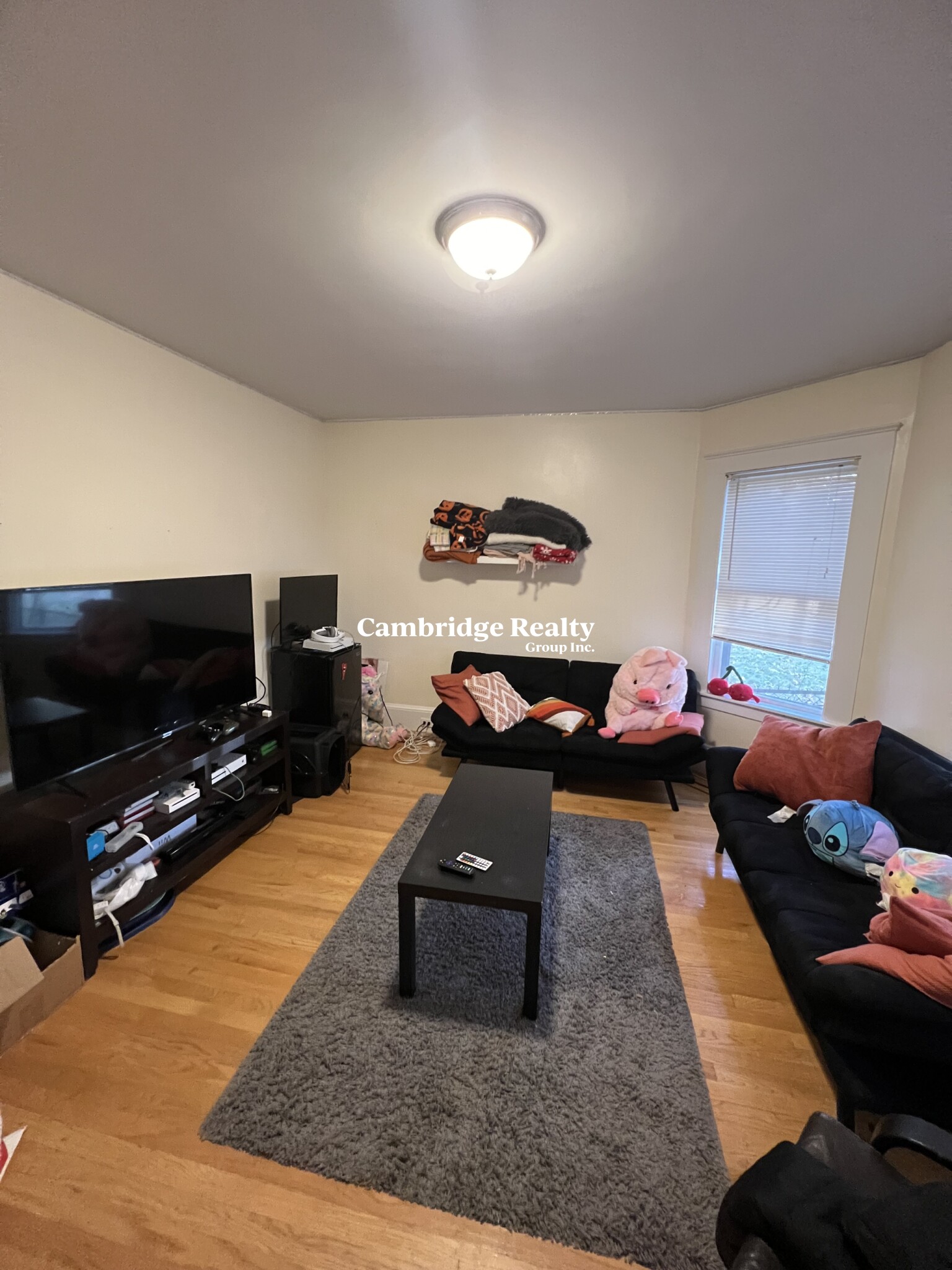 28 Cherry St, Spring Hill