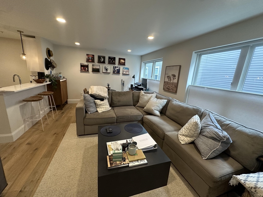 29 Ward St, South Boston