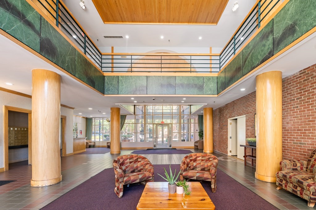 20 Webster St, Coolidge Corner