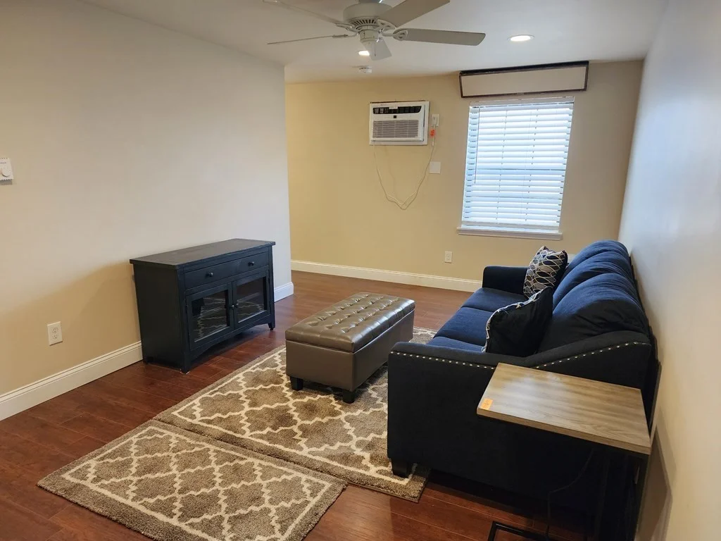 1 Old Colony Rd, Mansfield