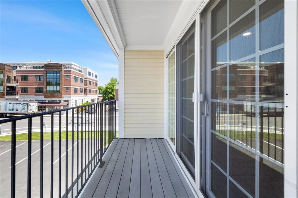 57 Dedham Ave, Needham