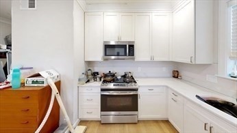 2 Rossmore Rd, Jamaica Plain