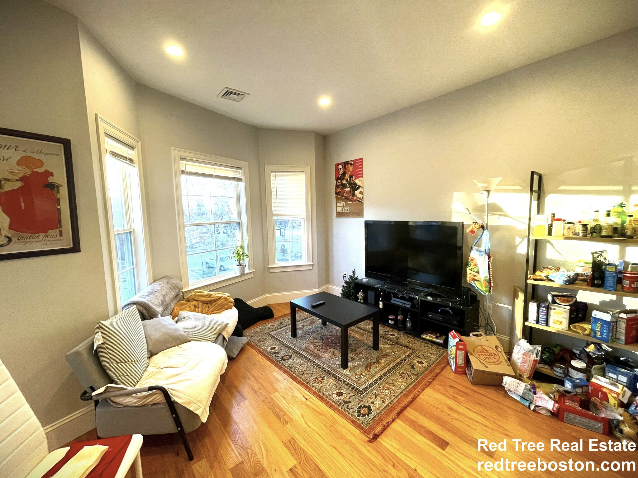 8 Islington St, Allston