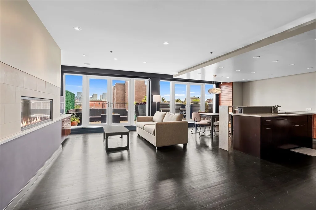 1721 Washington St, South End