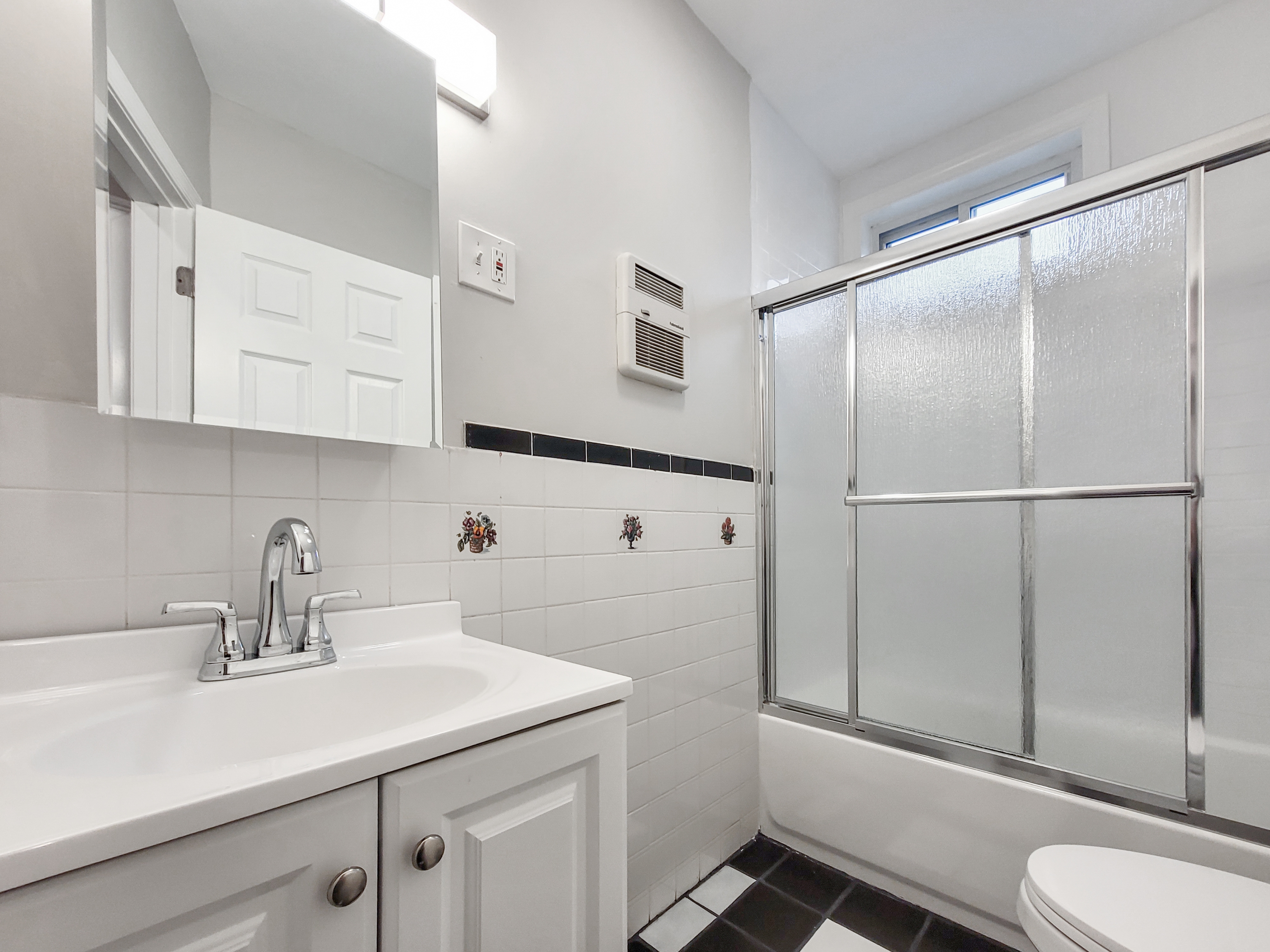 64 Day St, Jamaica Plain