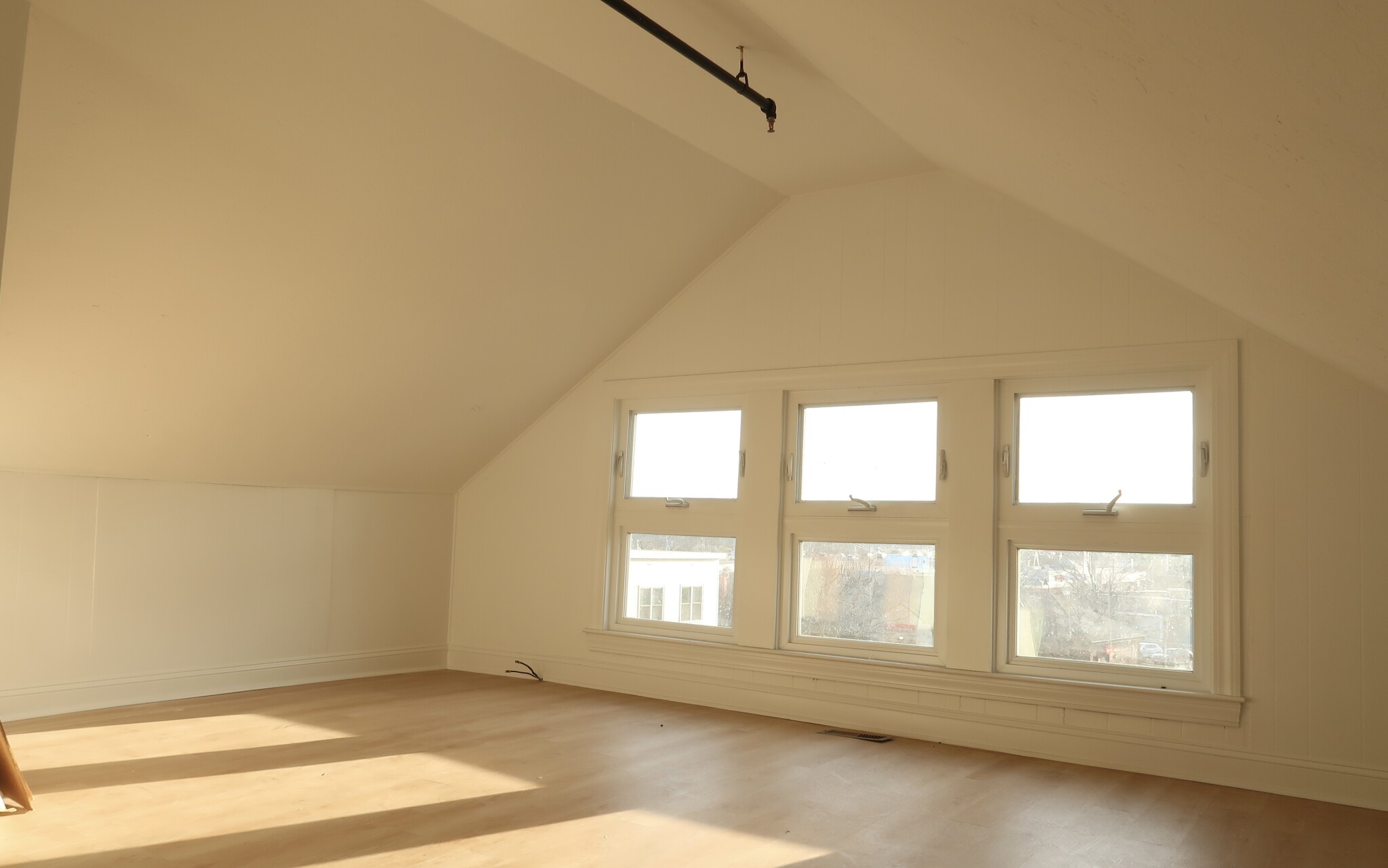 402 Neponset Ave, Dorchester