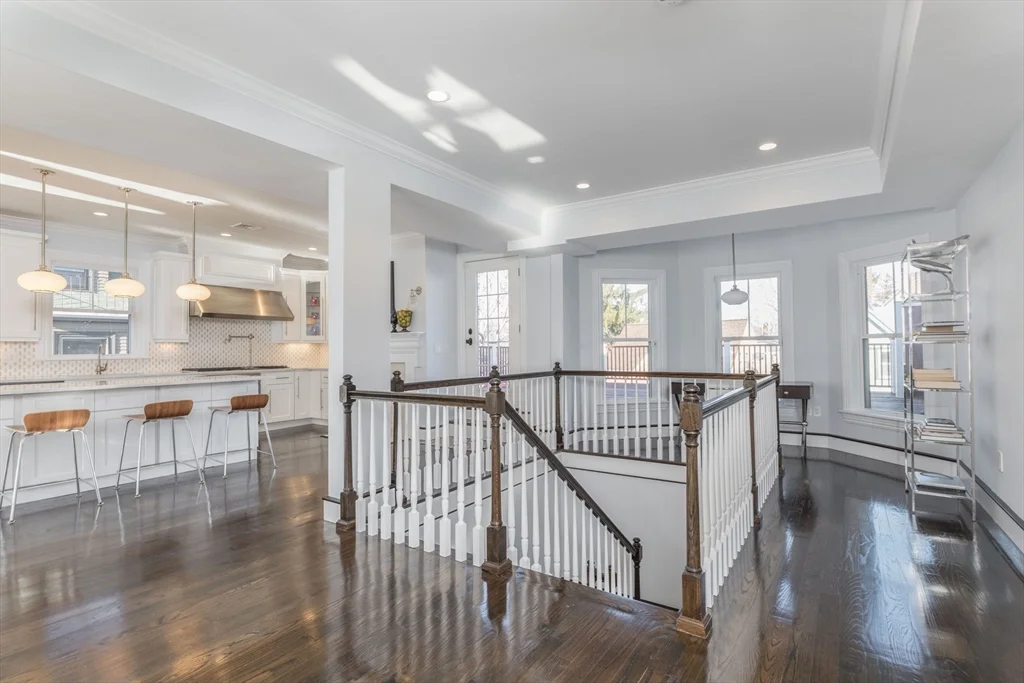 27 Howland St, Roxbury