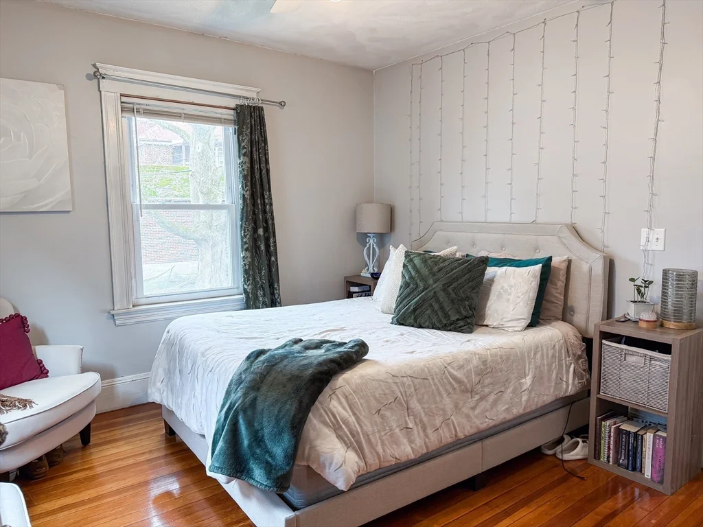 10 Hunnewell Ave, Brighton