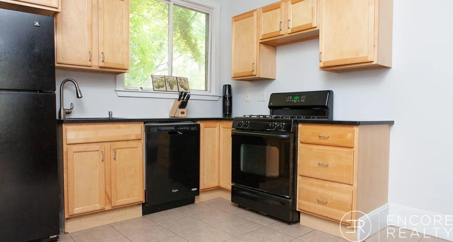 1743 Commonwealth Ave, Brighton